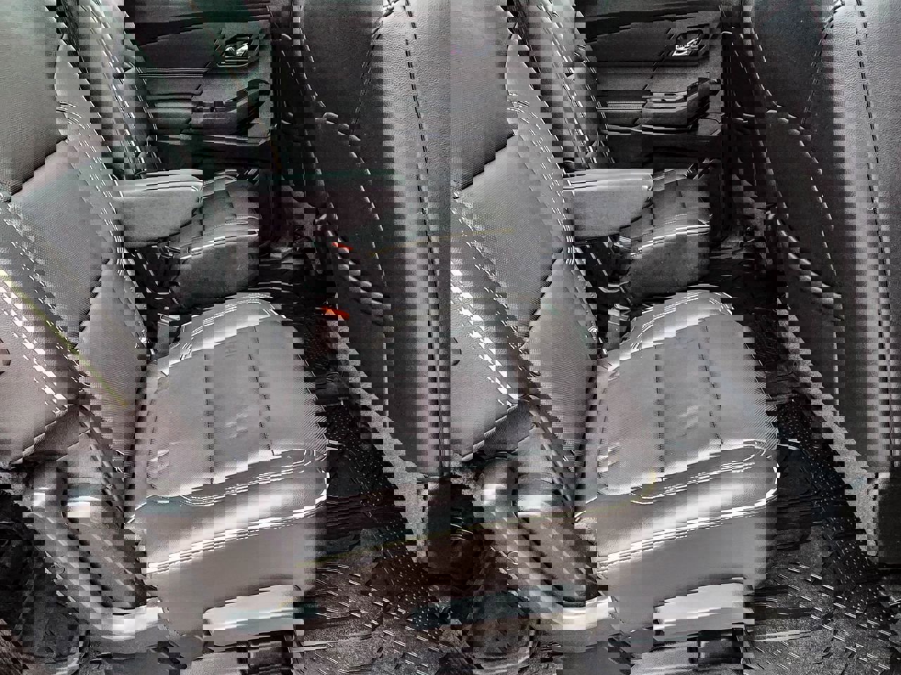 Used 2023 Chevrolet Traverse Premier w/ Redline Edition image 44