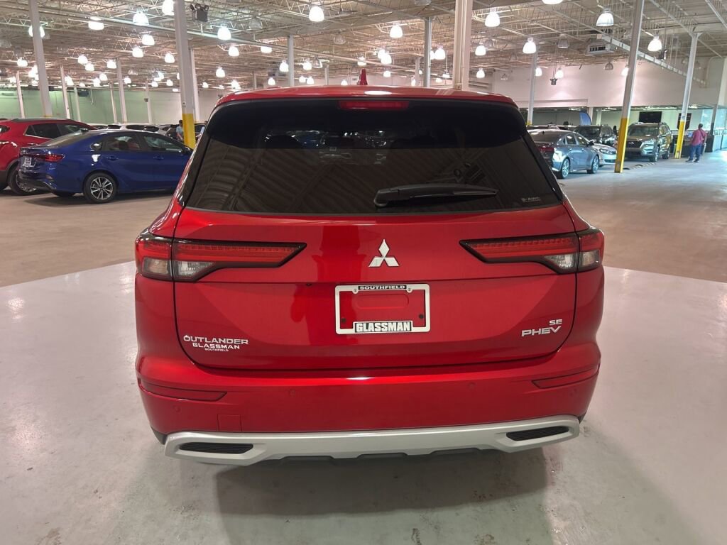 New 2025 Mitsubishi Outlander SE image 6