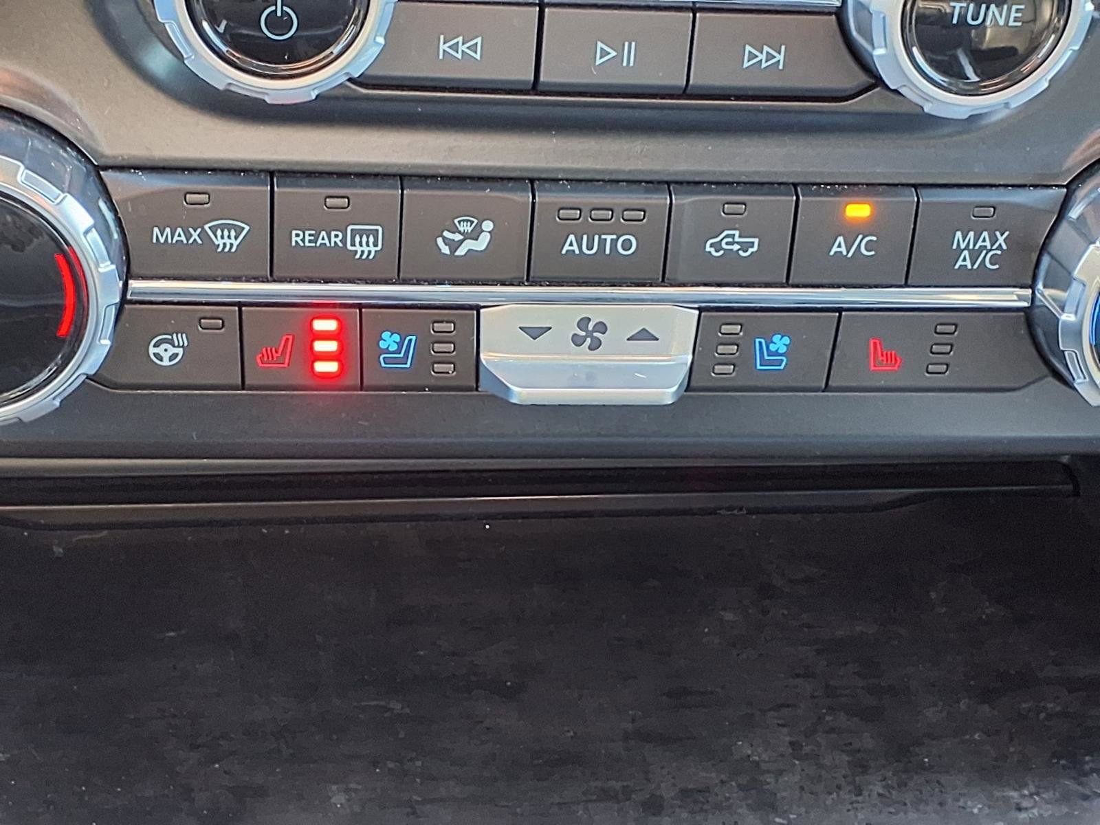 Used 2024 Ford F250 Lariat image 15