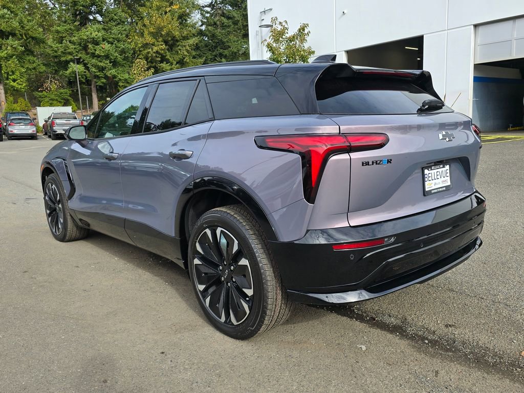 New 2026 Chevrolet Blazer EV RS image 3