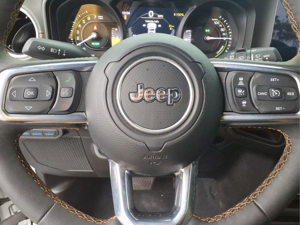 Used 2024 Jeep Wrangler High Altitude image 15