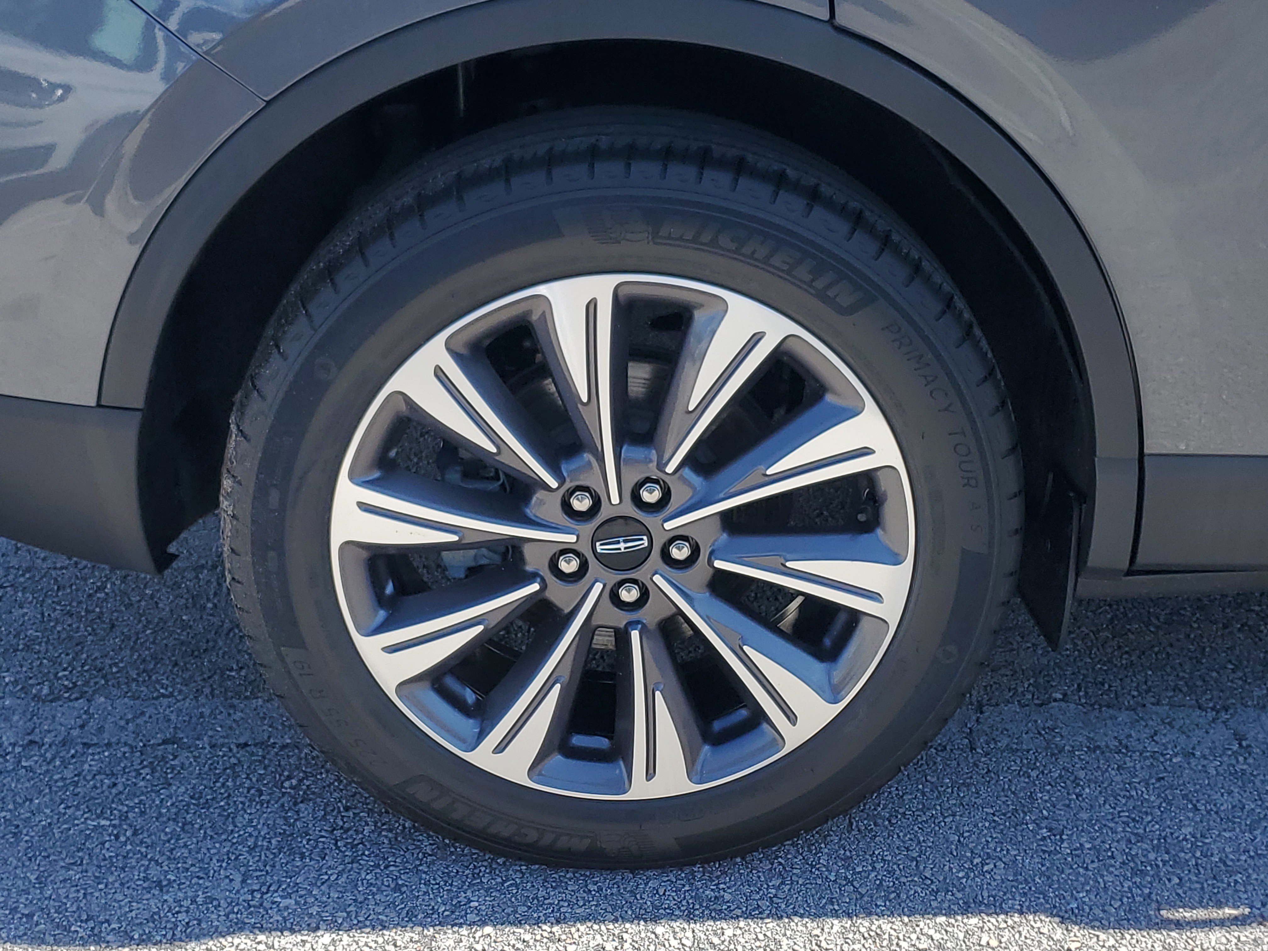 Certified 2022 Lincoln Corsair Reserve w/ Elements Package image 7