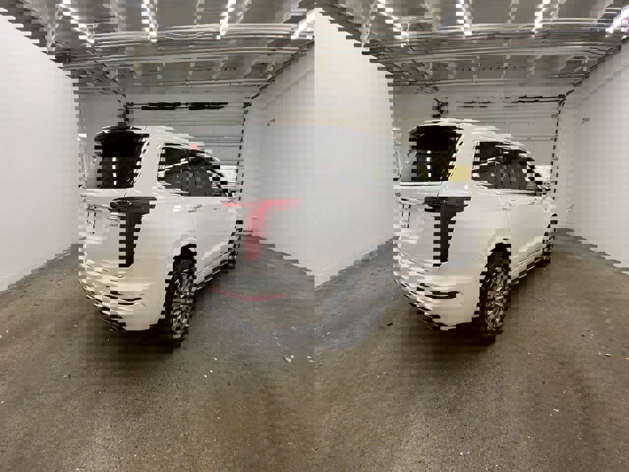 Used 2020 Cadillac XT6 Premium Luxury w/ Platinum Package image 6