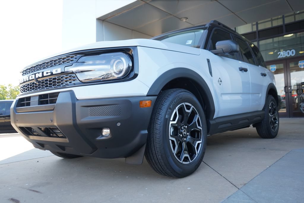 New 2026 Ford Bronco Sport Outer Banks w/ Outer Banks Tech Package+ AWD/4WD image 5
