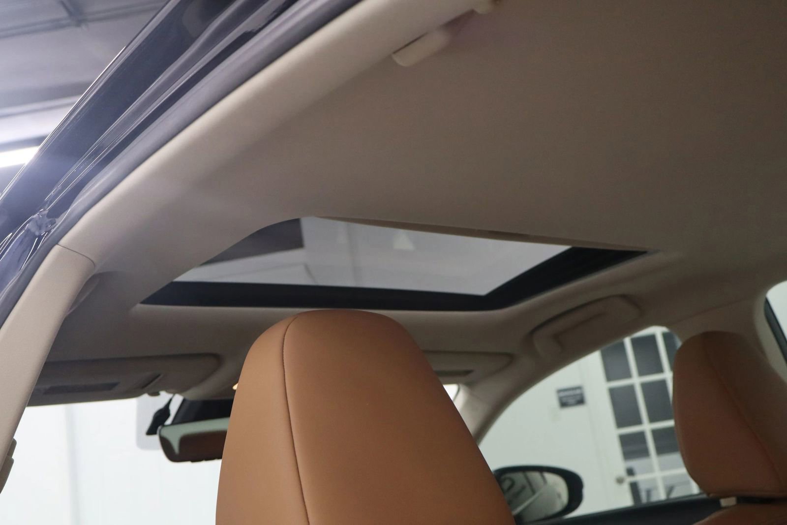 Used 2018 Lexus IS 300 AWD w/ Comfort Package image 34