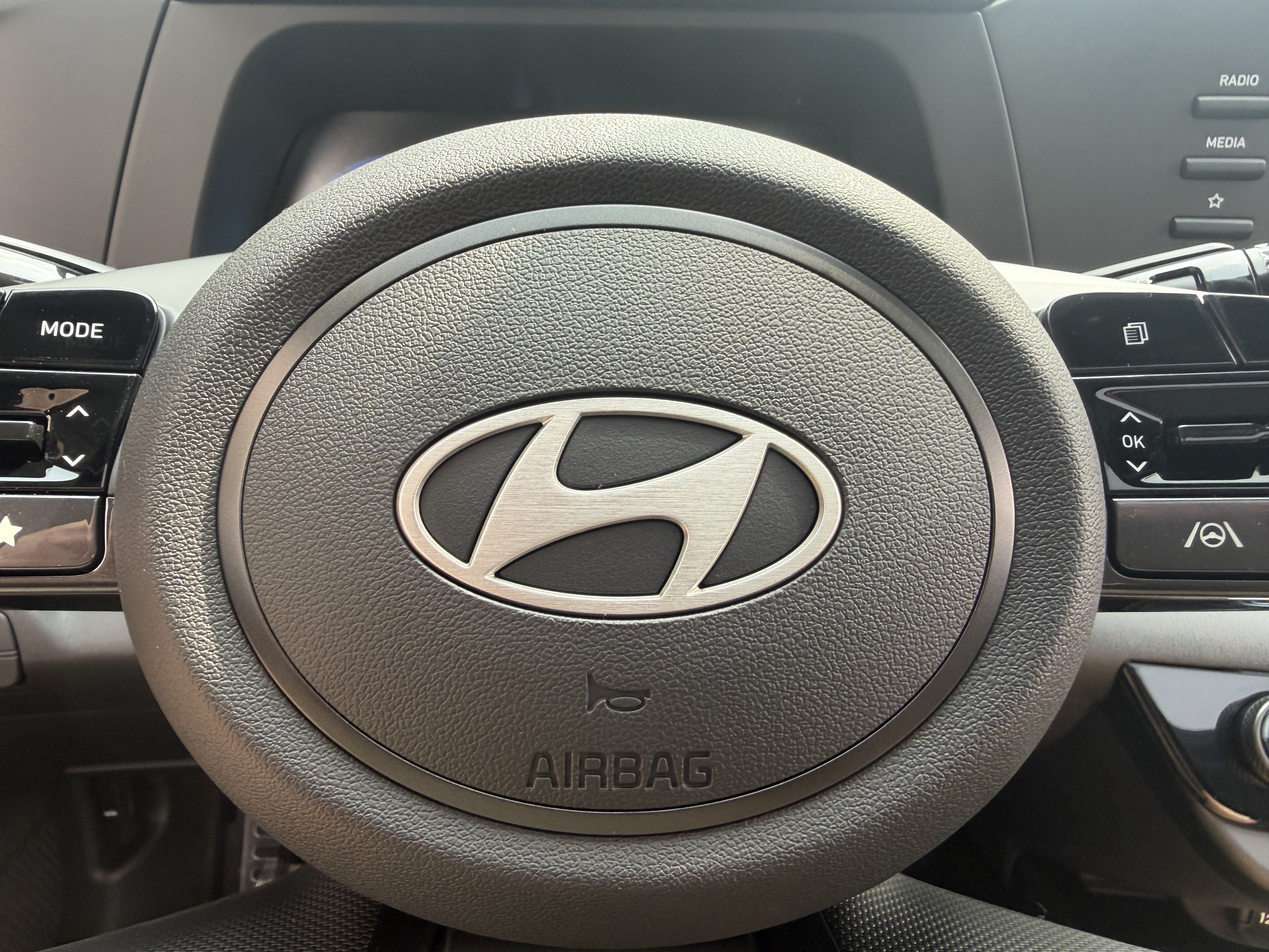 New 2026 Hyundai Elantra SEL Sport FWD image 28