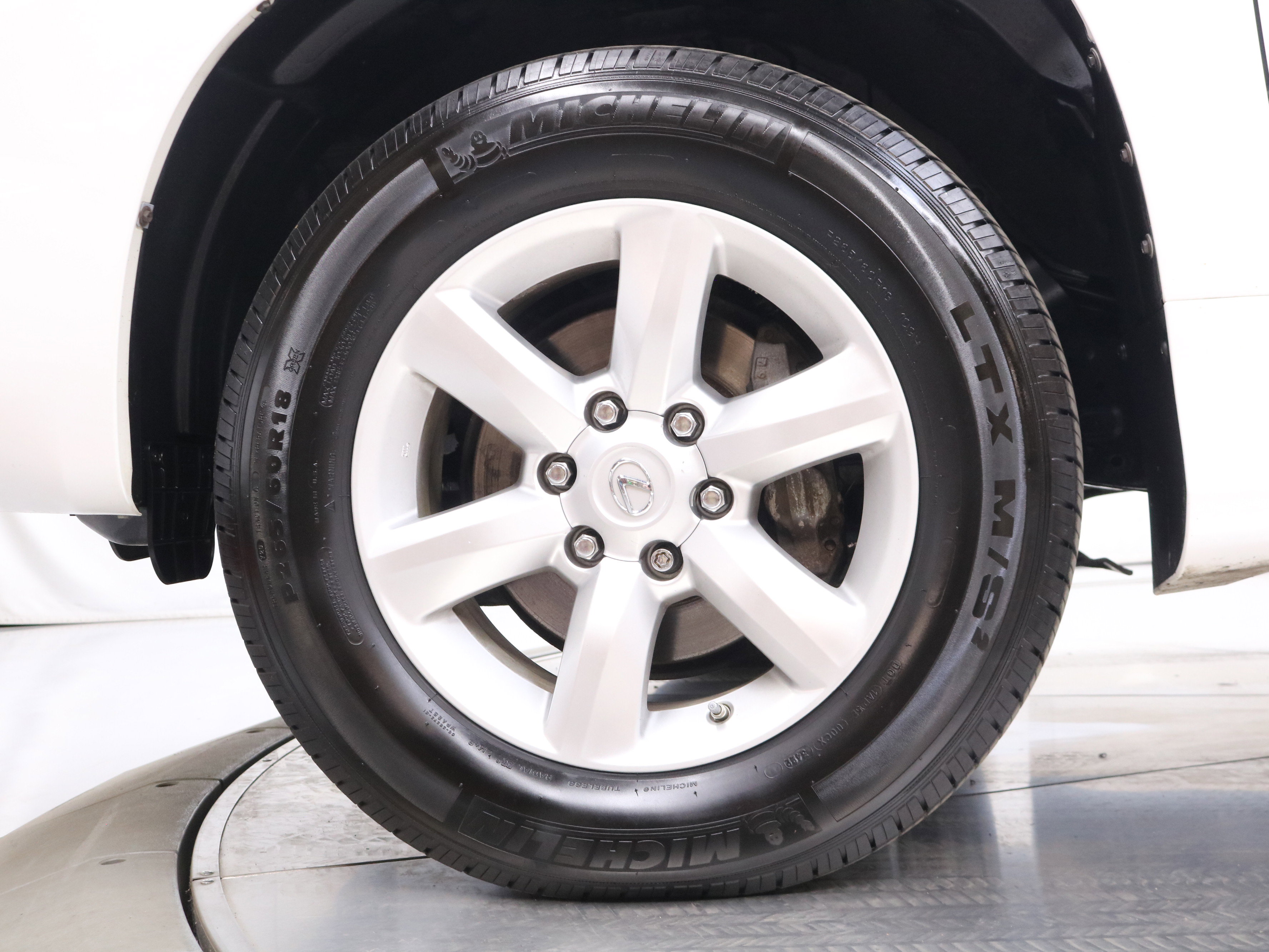 Used 2013 Lexus GX 460 image 30