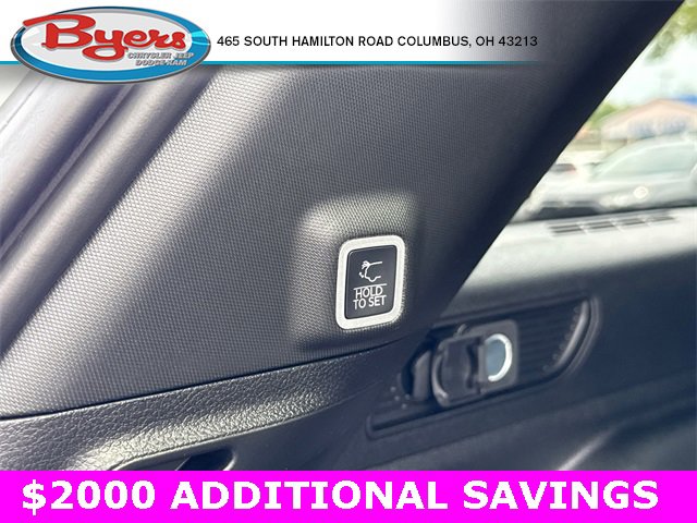 New 2025 Jeep Grand Cherokee Altitude image 32