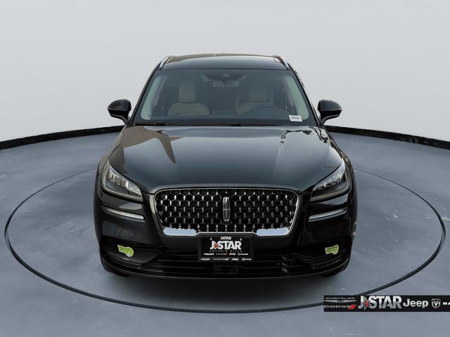 Used 2022 Lincoln Corsair Grand Touring image 2