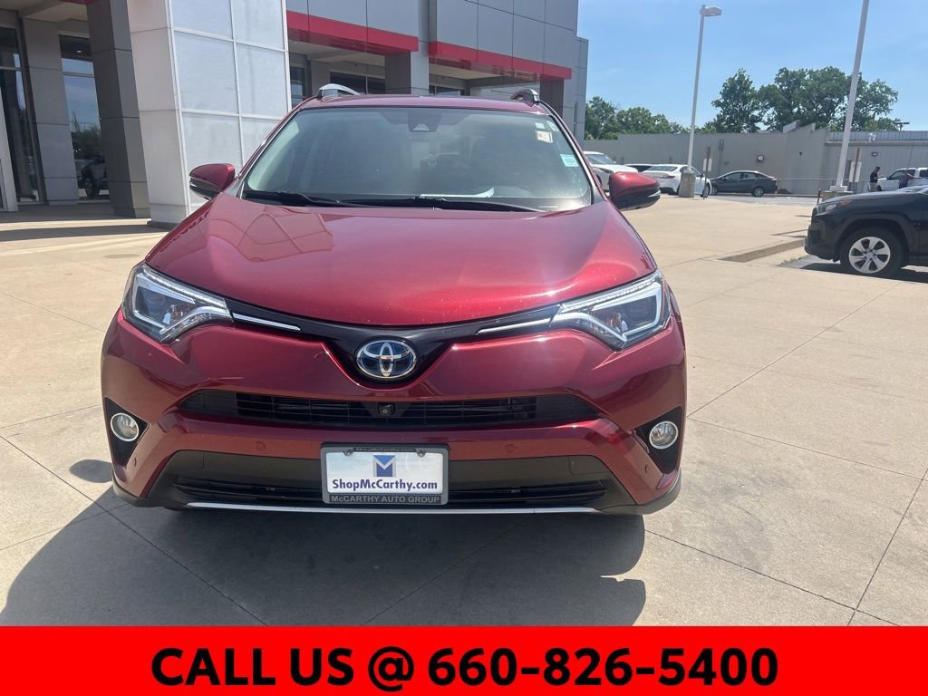 Used 2018 Toyota RAV4 Limited w/ Advanced Technology Package AWD/4WD image 3
