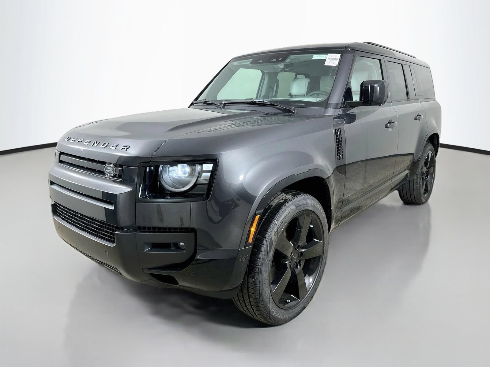 New 2026 Land Rover Defender 130 X-Dynamic SE AWD/4WD image 1