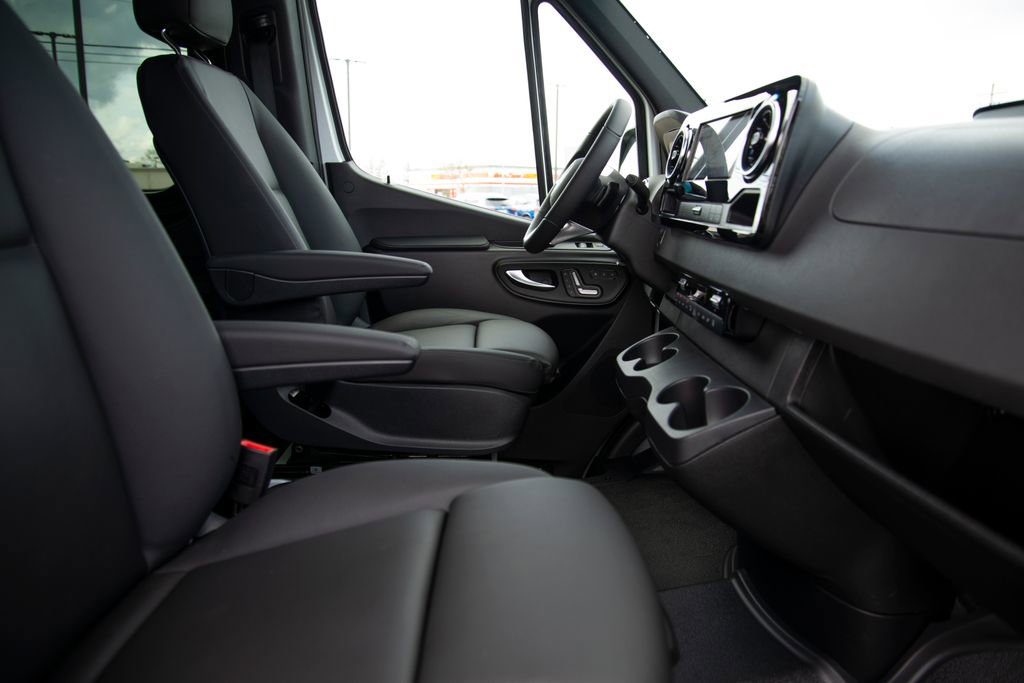 New 2026 Mercedes-Benz Sprinter 2500 image 15