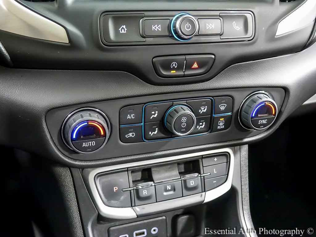 Used 2022 GMC Terrain SLE w/ Driver Convenience Package image 17