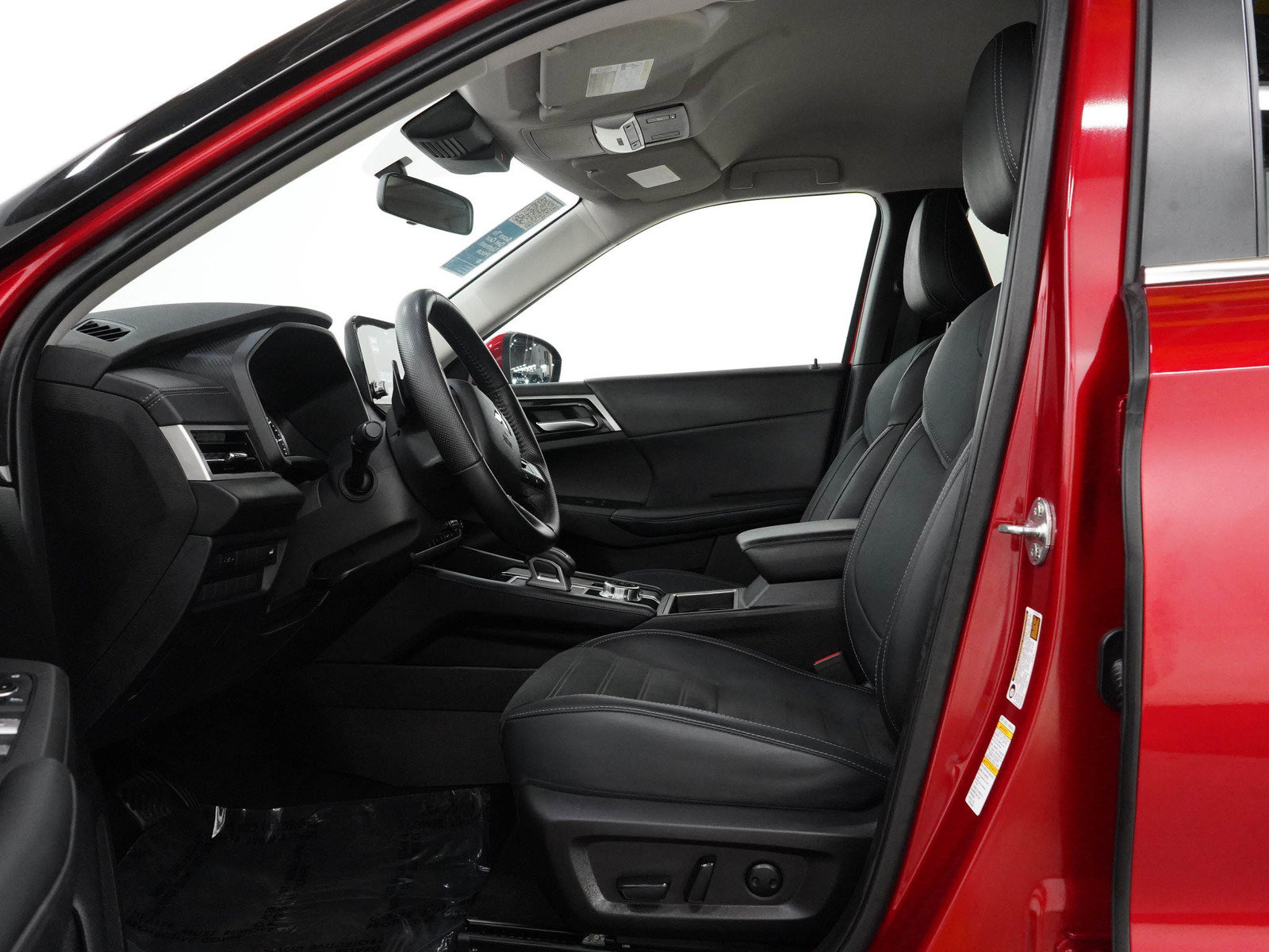 Used 2023 Mitsubishi Outlander SE AWD/4WD image 20