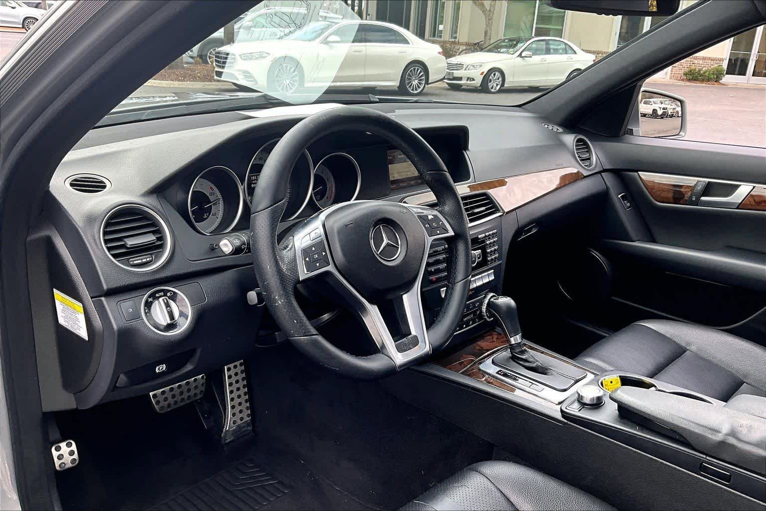 Used 2014 Mercedes-Benz C 250 Sedan image 18