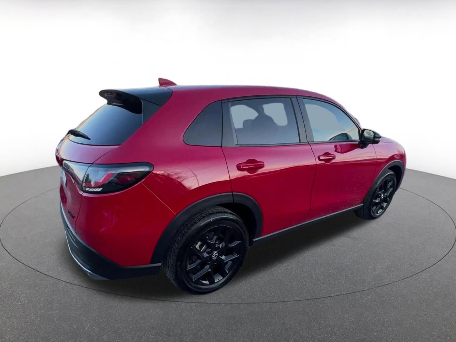 Used 2025 Honda HR-V Sport image 15