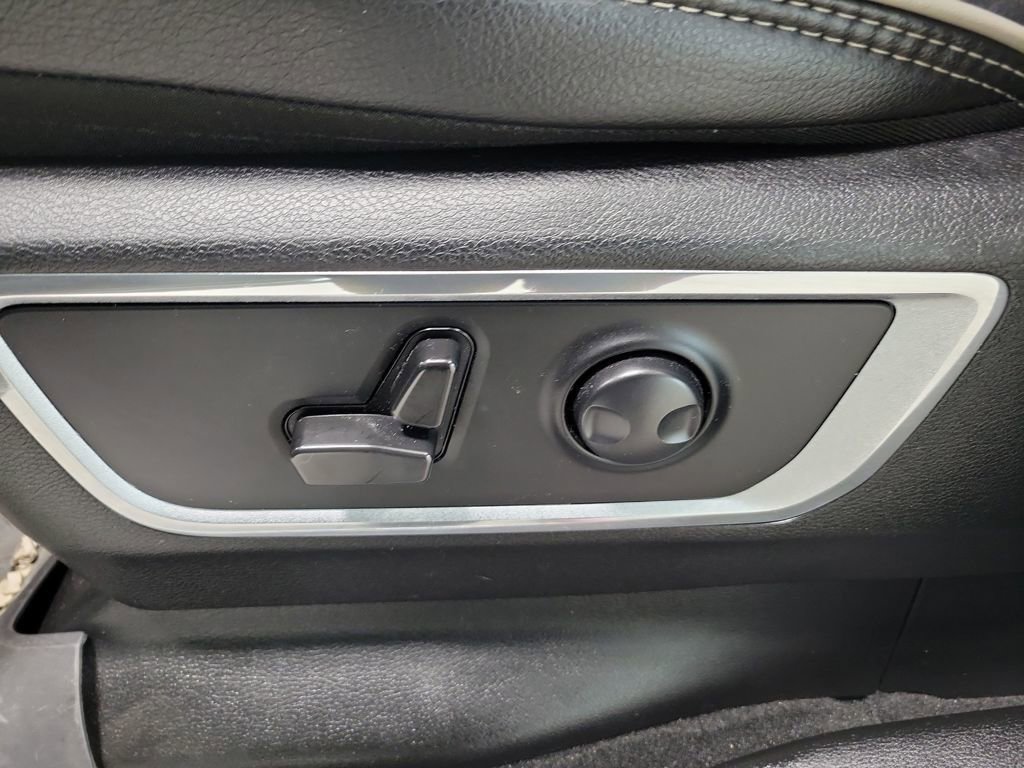 Used 2023 RAM 1500 Laramie image 37