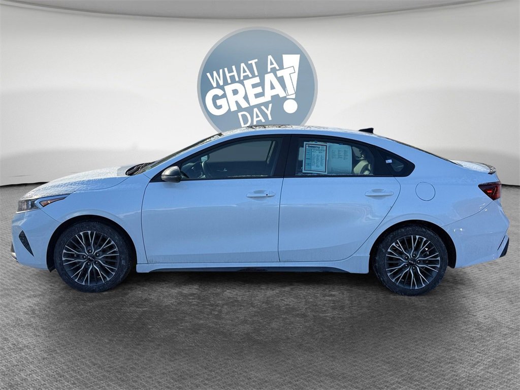 Used 2024 Kia Forte GT-Line w/ GT-Line Premium Package image 7