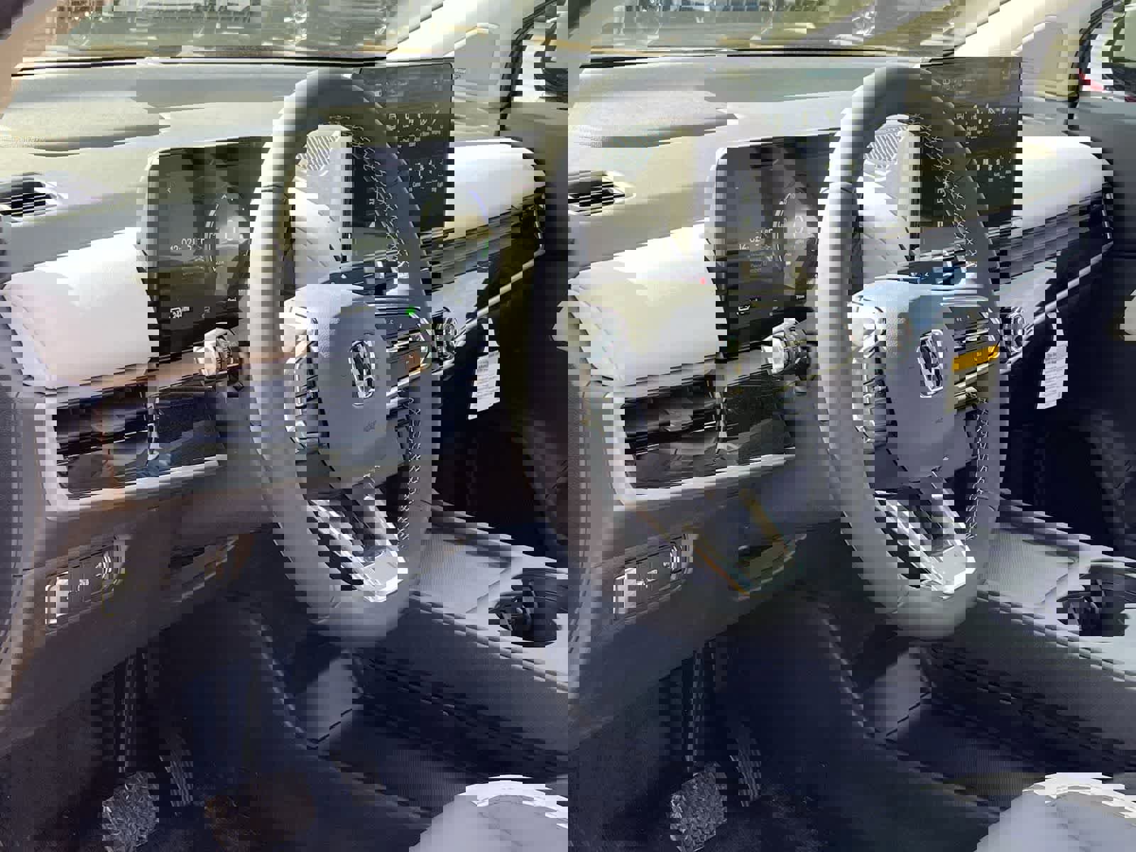 New 2026 Honda Prologue Touring image 13