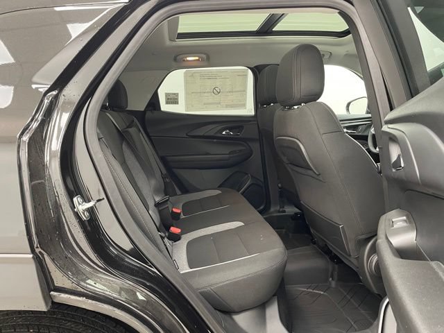 New 2026 Chevrolet TrailBlazer LT w/ Convenience Package AWD/4WD image 15