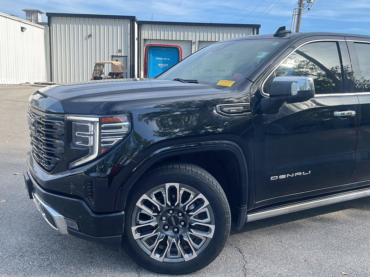 Used 2023 GMC Sierra 1500 Denali Ultimate AWD/4WD image 2