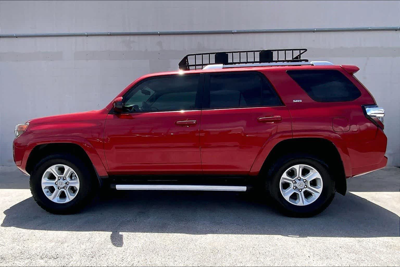 Used 2014 Toyota 4Runner SR5 RWD image 3
