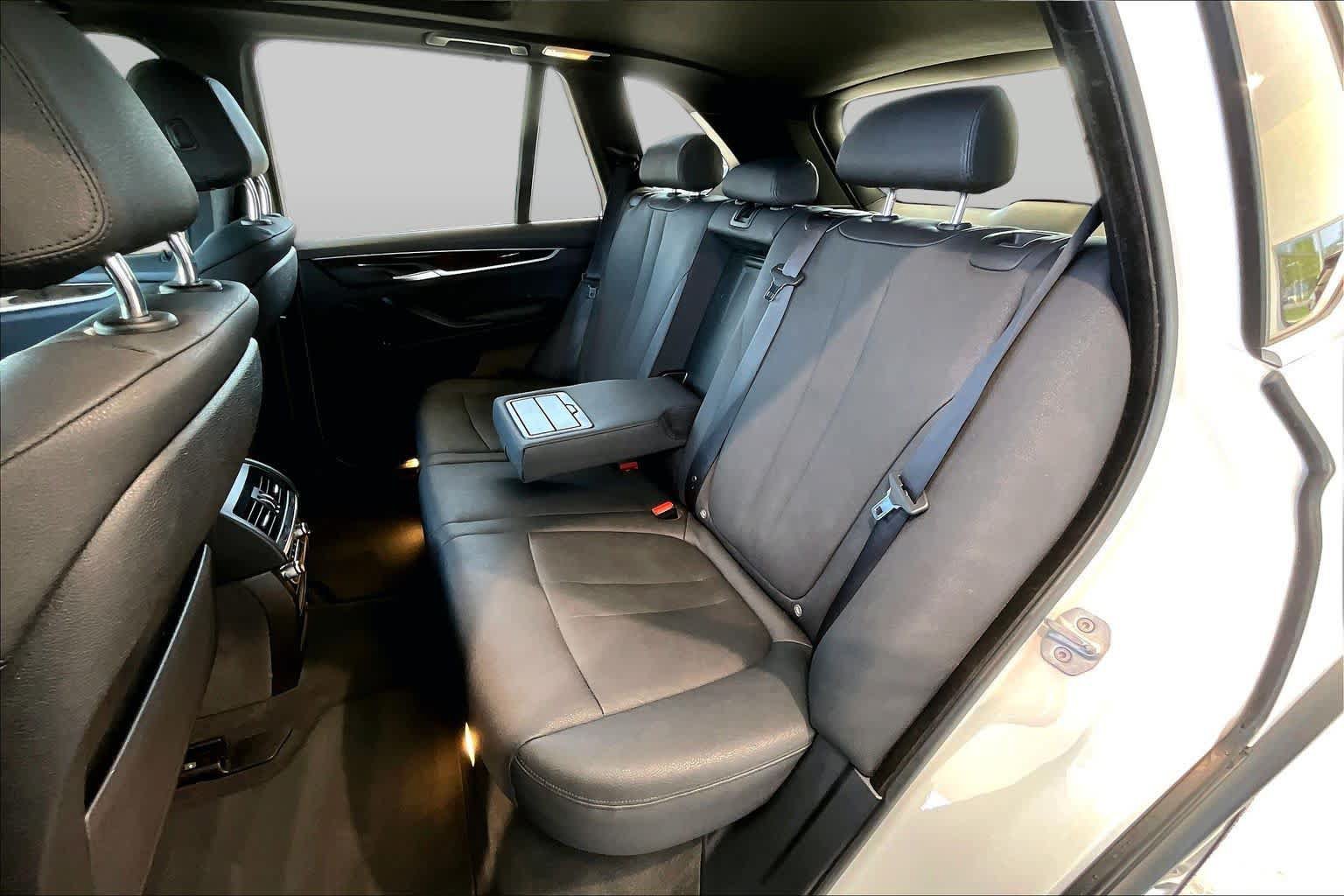 Used 2018 BMW X5 sDrive35i RWD image 22