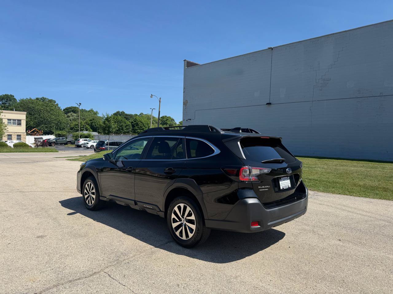 Used 2024 Subaru Outback Premium AWD/4WD image 5