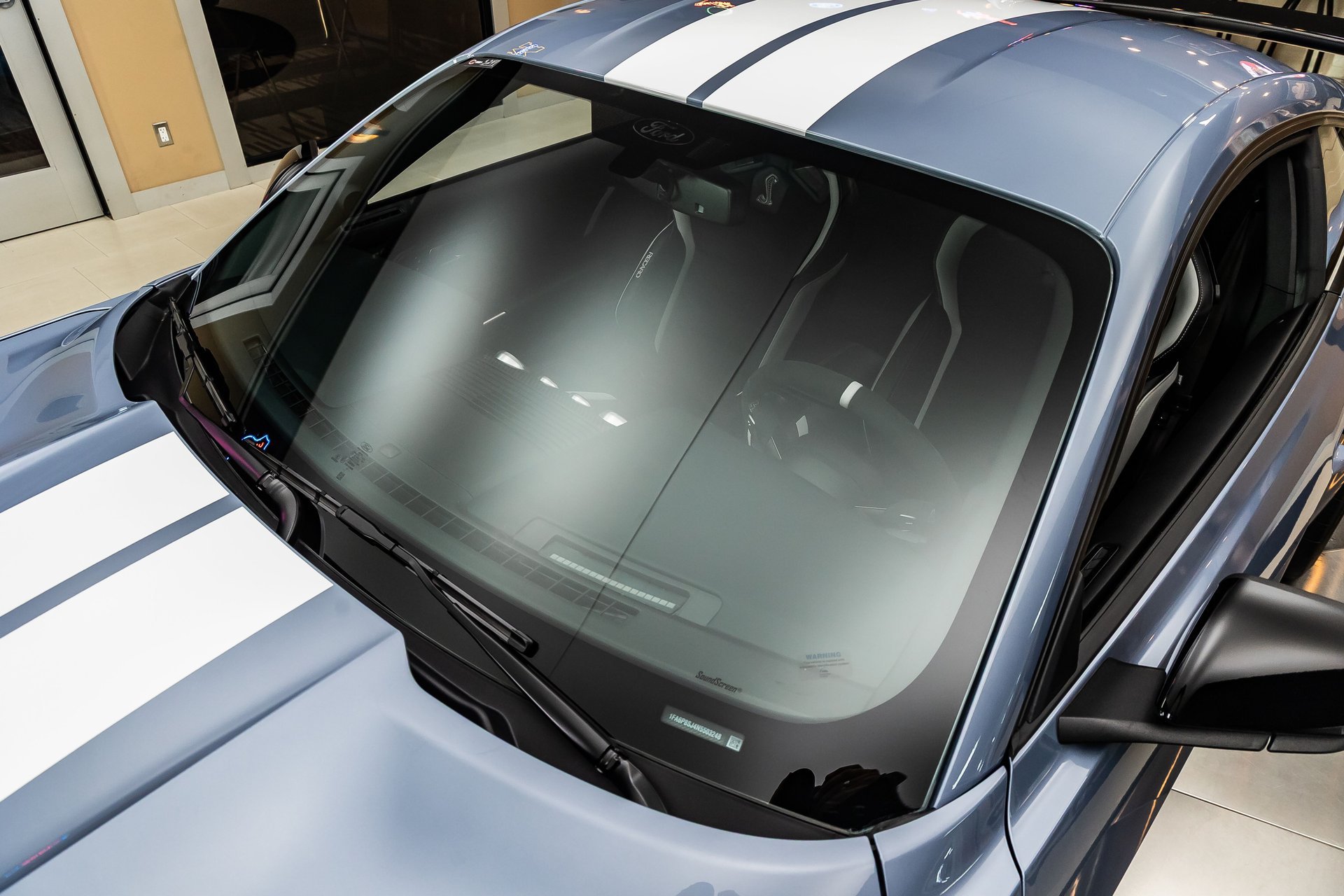 Used 2022 Ford Mustang Shelby GT500 w/ Carbon Fiber Track Pack RWD image 27