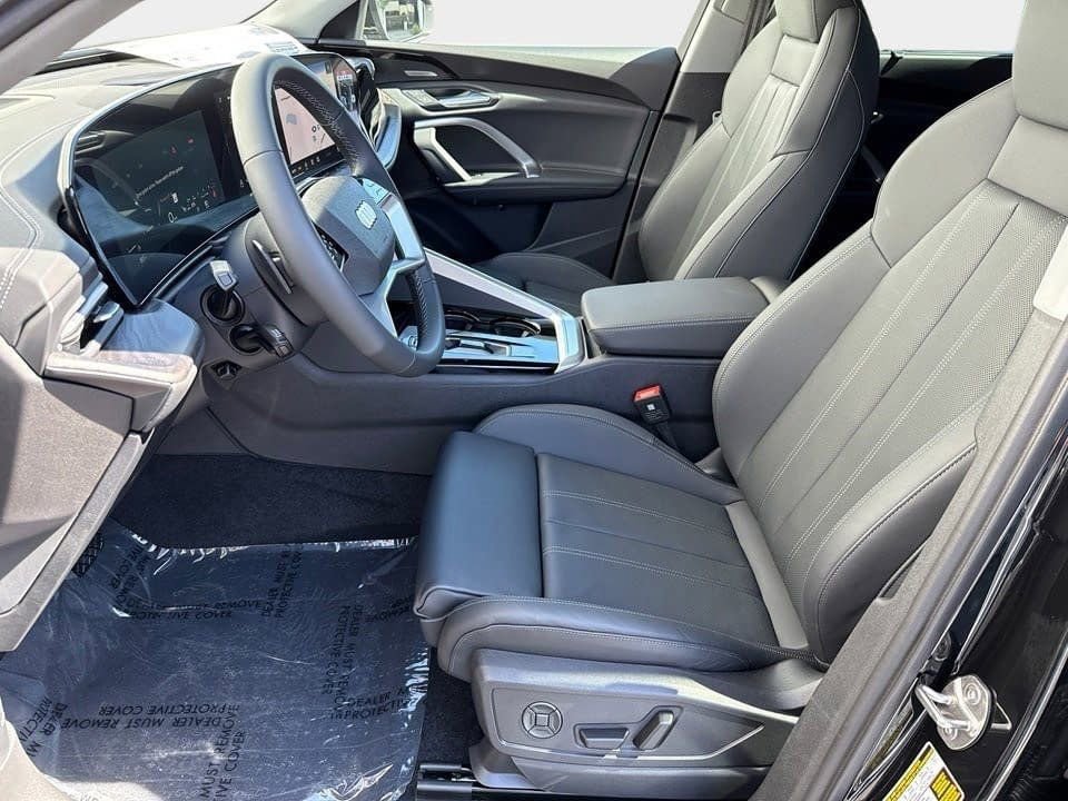 Certified 2025 Audi Q5 Premium w/ Premium Plus AWD/4WD image 16