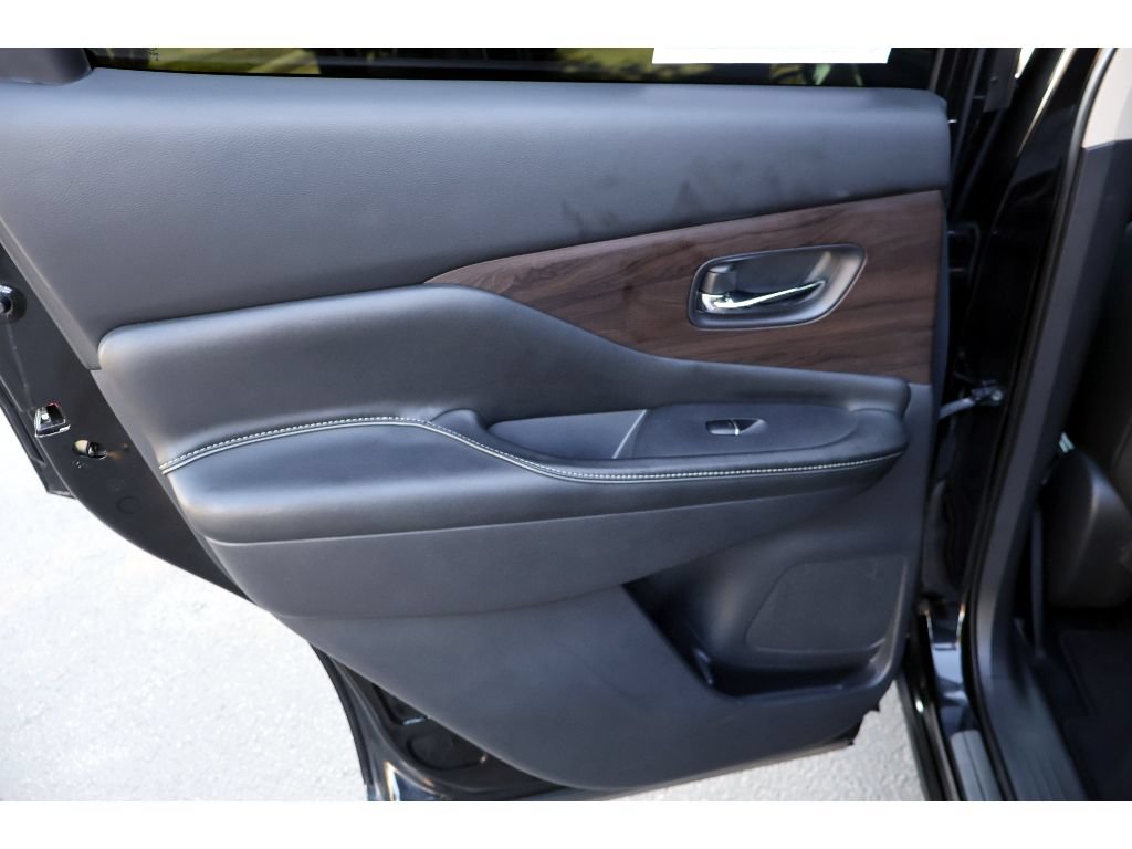 Used 2019 Nissan Murano Platinum FWD image 24