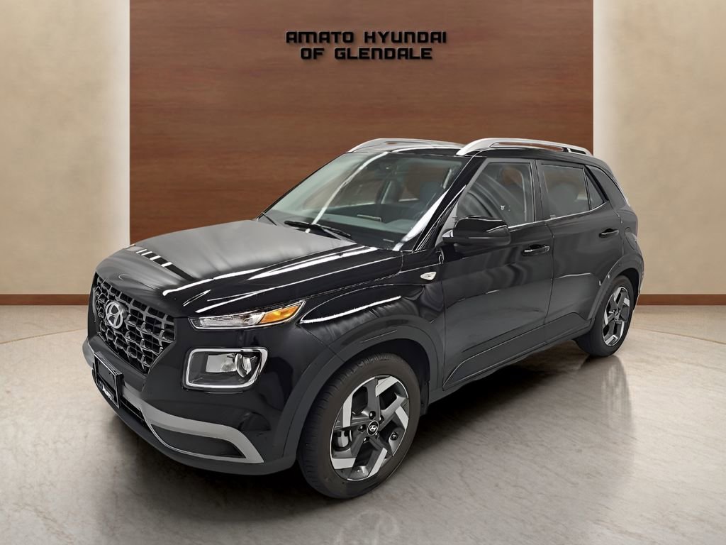 Certified 2024 Hyundai Venue SEL image 8