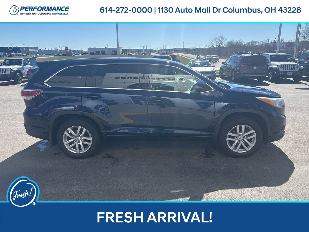 Used 2015 Toyota Highlander LE image 3