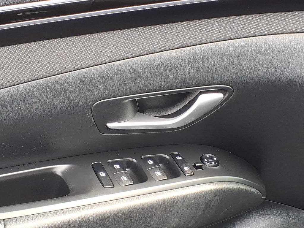 Used 2024 Hyundai Tucson SEL w/ Convenience Package FWD image 11