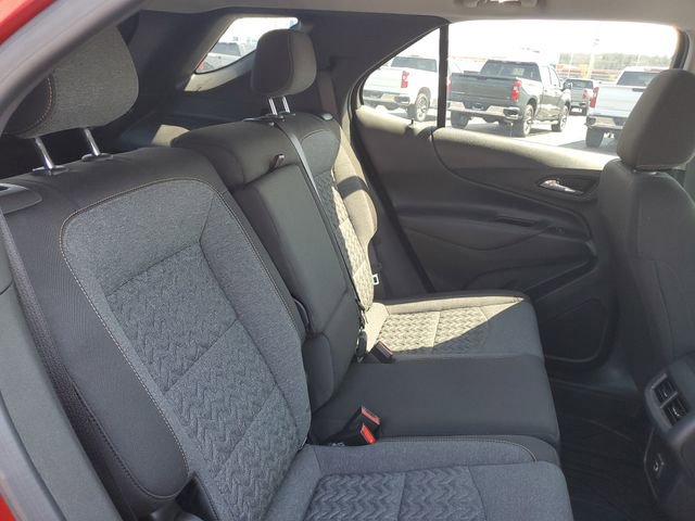 Certified 2024 Chevrolet Equinox LT w/ LPO, Floor Liner Package FWD image 25