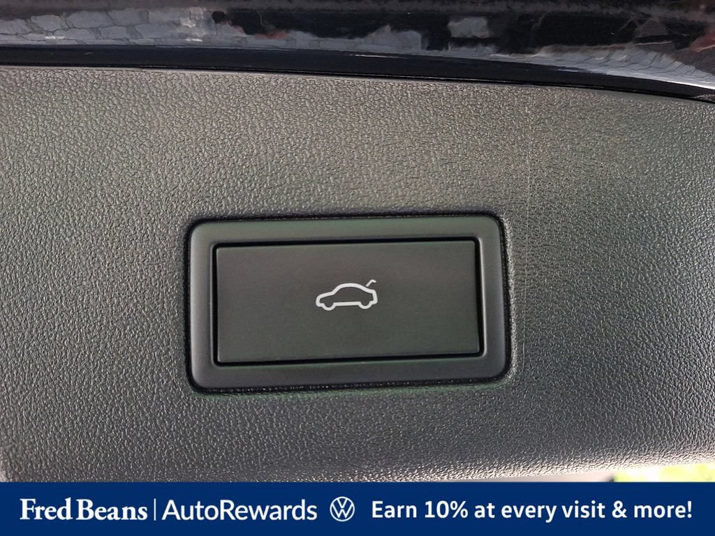 Certified 2024 Volkswagen ID.4 Pro S AWD/4WD image 37