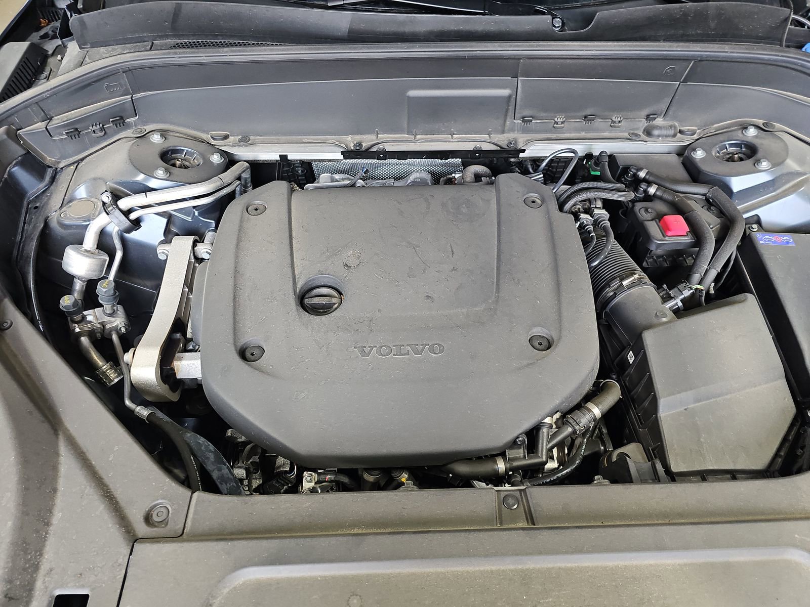 Used 2025 Volvo XC90 B6 Plus image 16