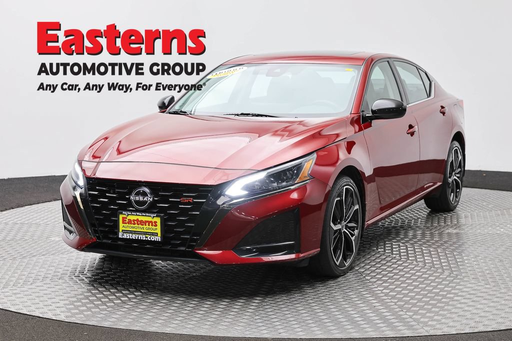 Used 2023 Nissan Altima 2.5 SR w/ SR Premium Package