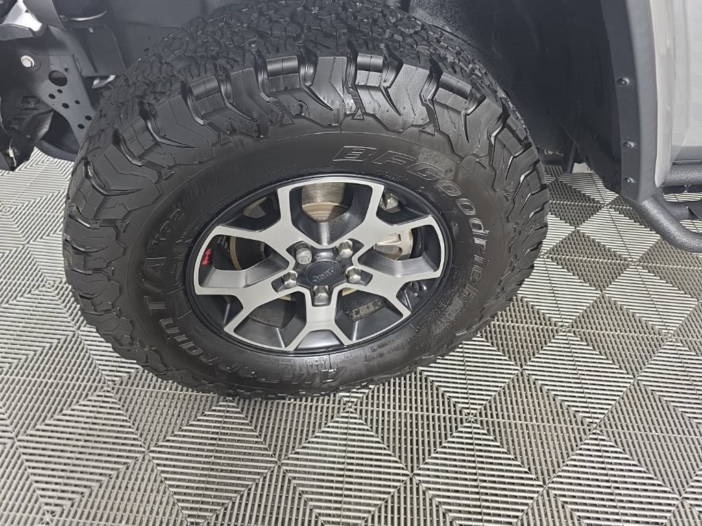 Used 2021 Jeep Wrangler Unlimited Rubicon AWD/4WD image 10