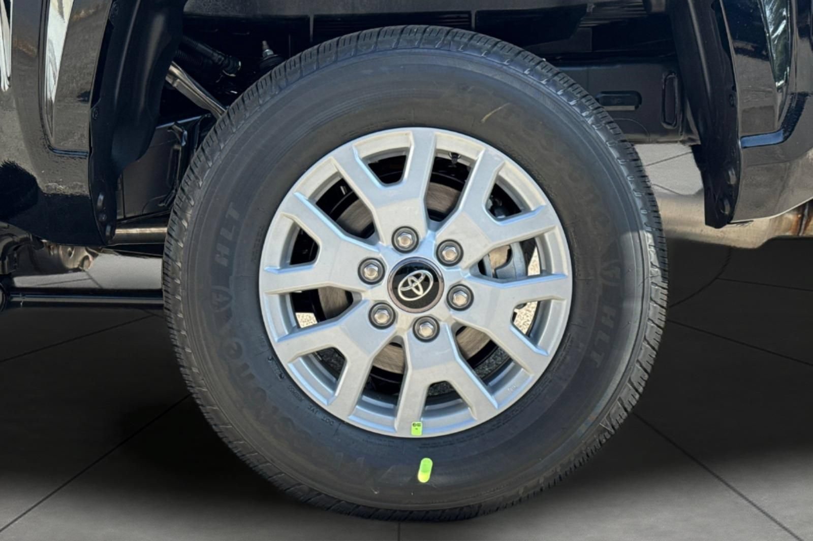 New 2026 Toyota Tacoma SR5 RWD image 32