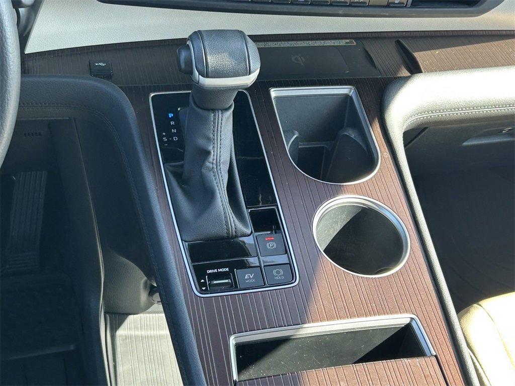 Used 2023 Toyota Sienna XLE image 23