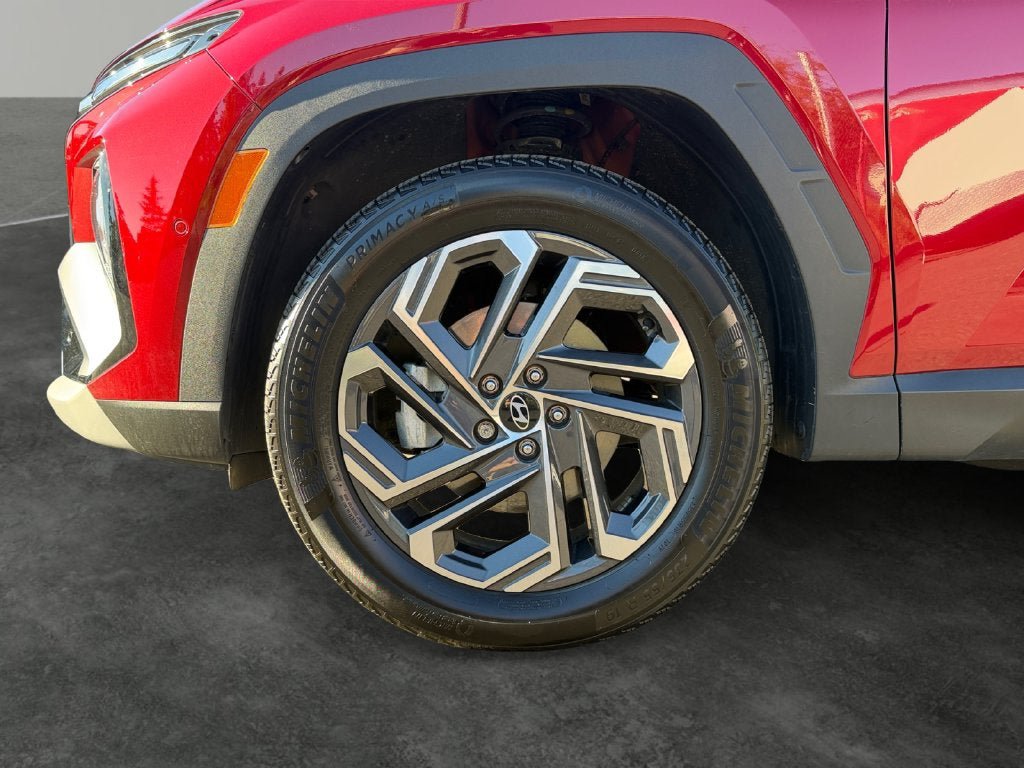 Certified 2025 Hyundai Tucson Limited AWD/4WD image 5