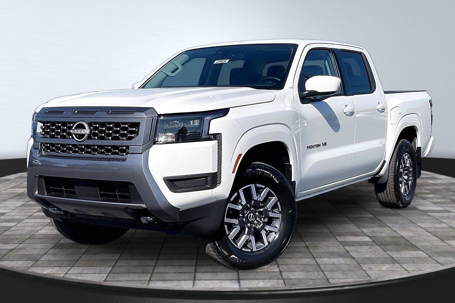 New 2027 Nissan Frontier SV AWD/4WD image 3