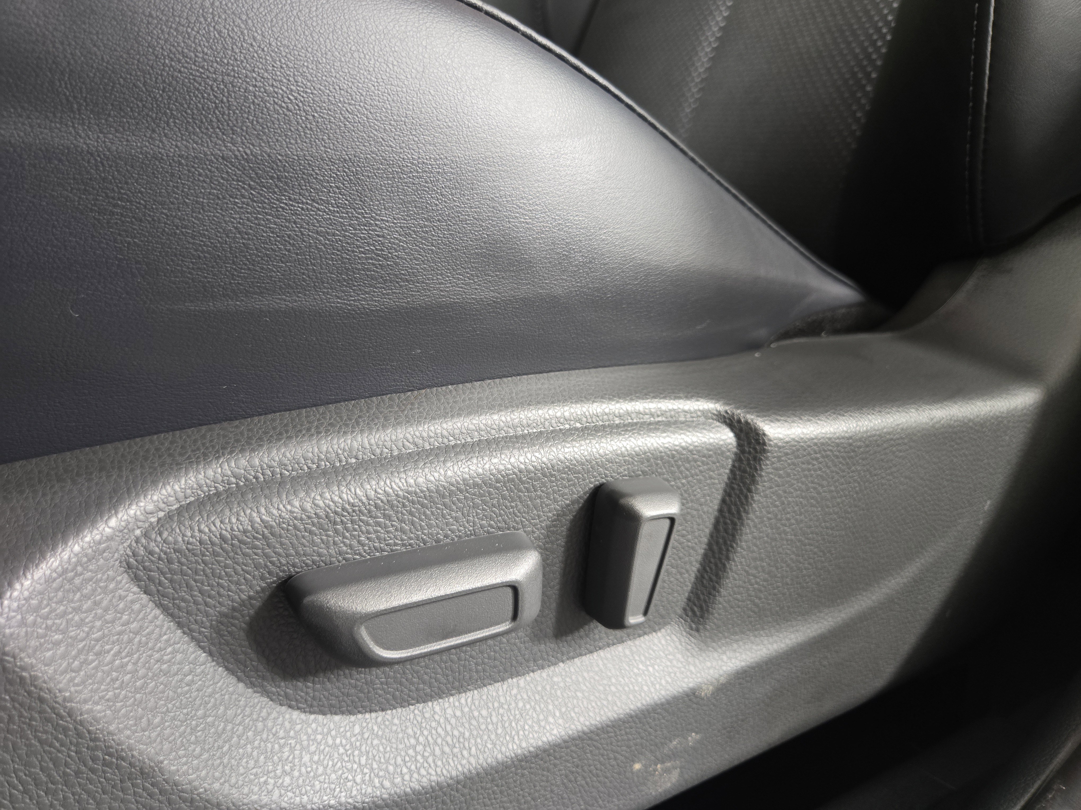 New 2026 Mitsubishi Eclipse Cross Black Edition image 29