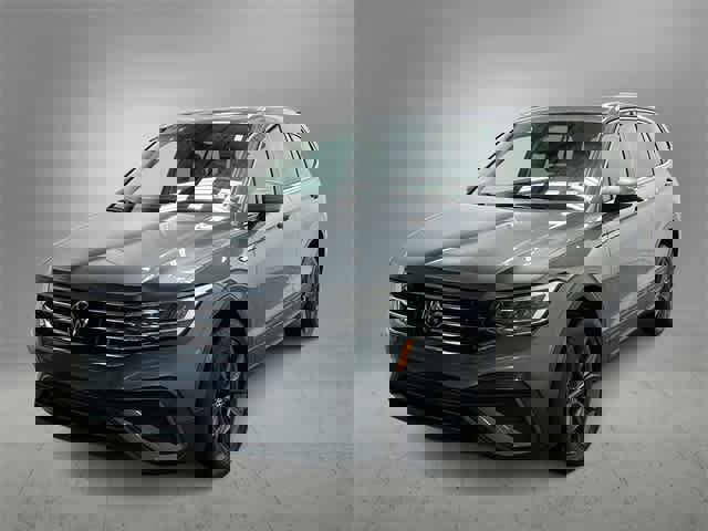 Certified 2022 Volkswagen Tiguan SE w/ Panoramic Sunroof Package