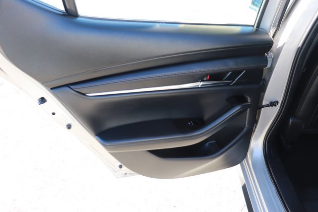 Used 2023 MAZDA MAZDA3 s image 13