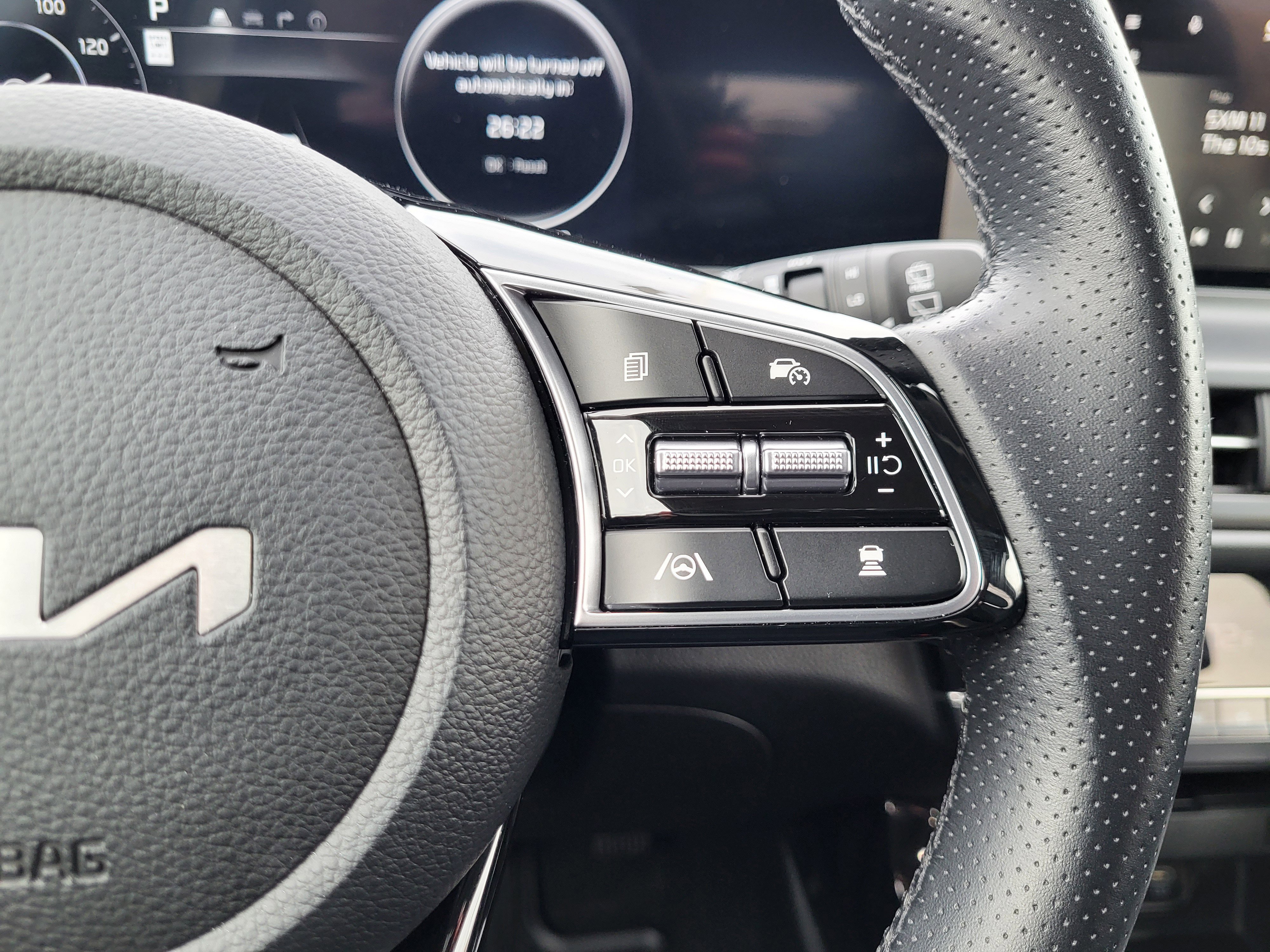 Used 2024 Kia Seltos SX w/ SX Sunroof Package image 21