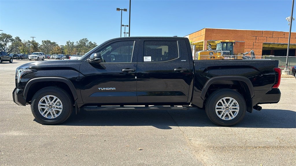 New 2026 Toyota Tundra SR5 image 10