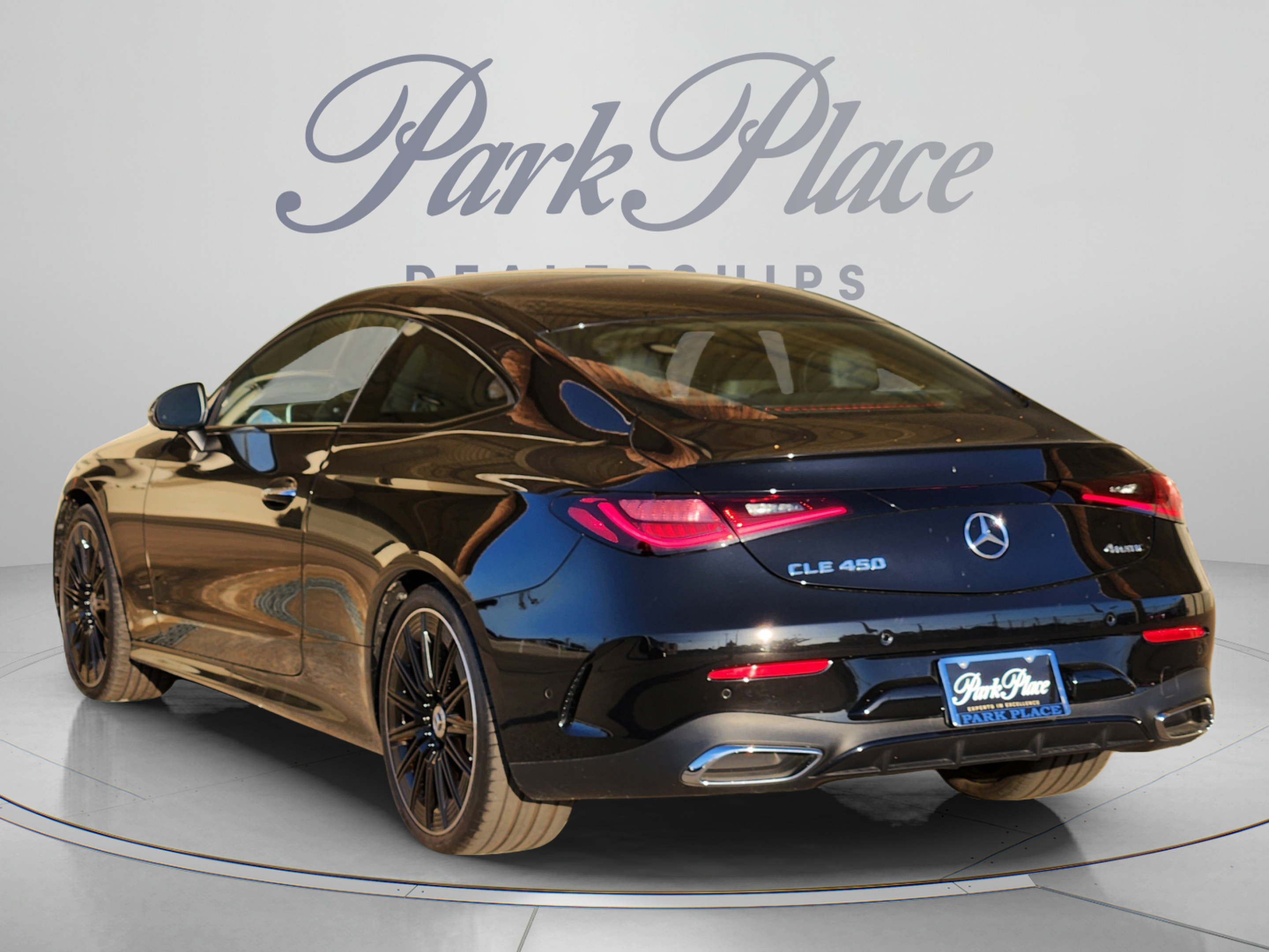 Used 2024 Mercedes-Benz CLE 450 4MATIC Coupe image 3