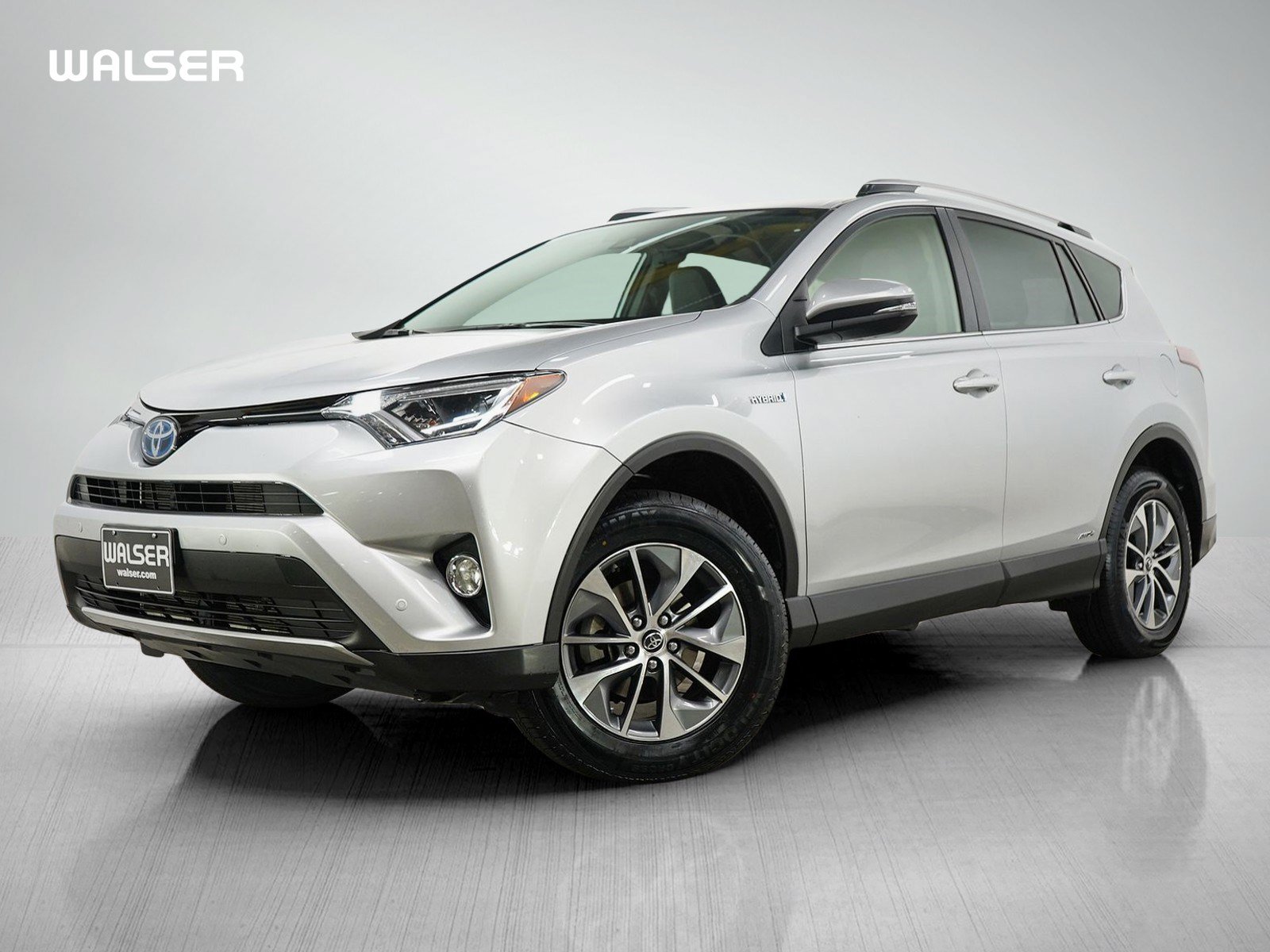 Used 2016 Toyota RAV4 XLE w/ Convenience Package AWD/4WD image 1